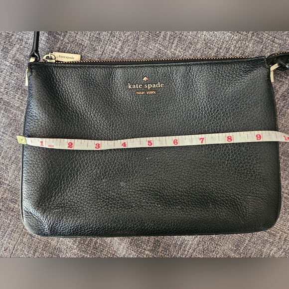 Kate Spade Leila Triple Gusset Crossbody bag. Black Pebbled Leather. - Picture 14 of 15
